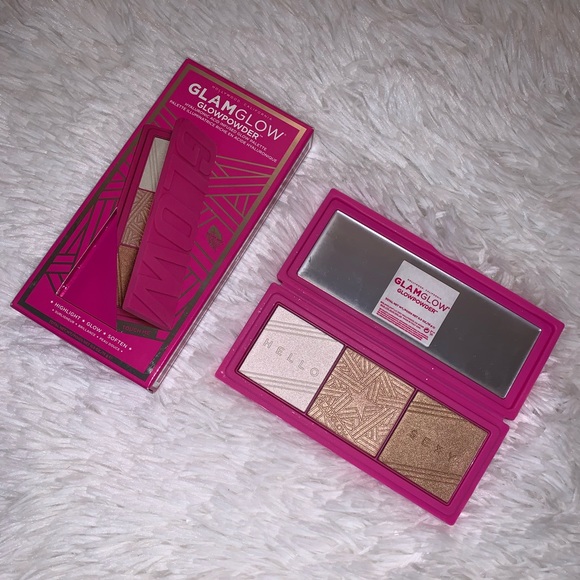 GLAMGLOW- GlowPowder Hyaluronic Acid Infused - Picture 3 of 7